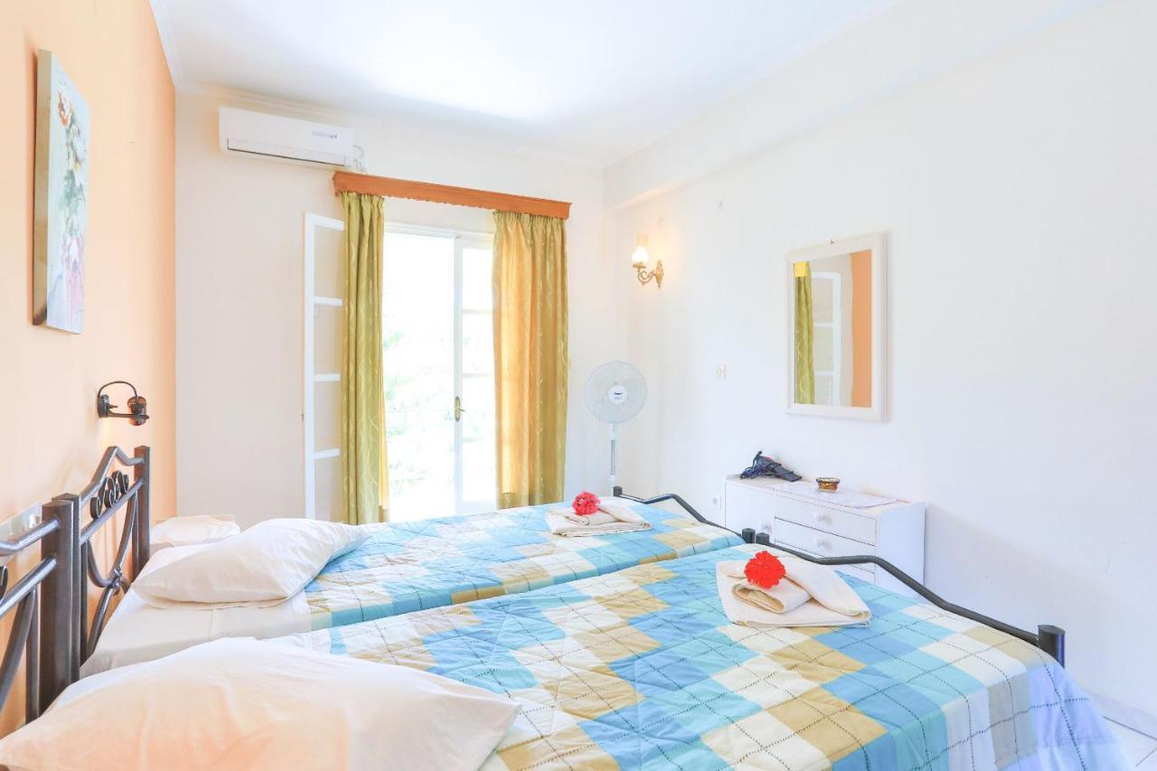 Fran Apartments Agios Spyridon  Bagian luar foto