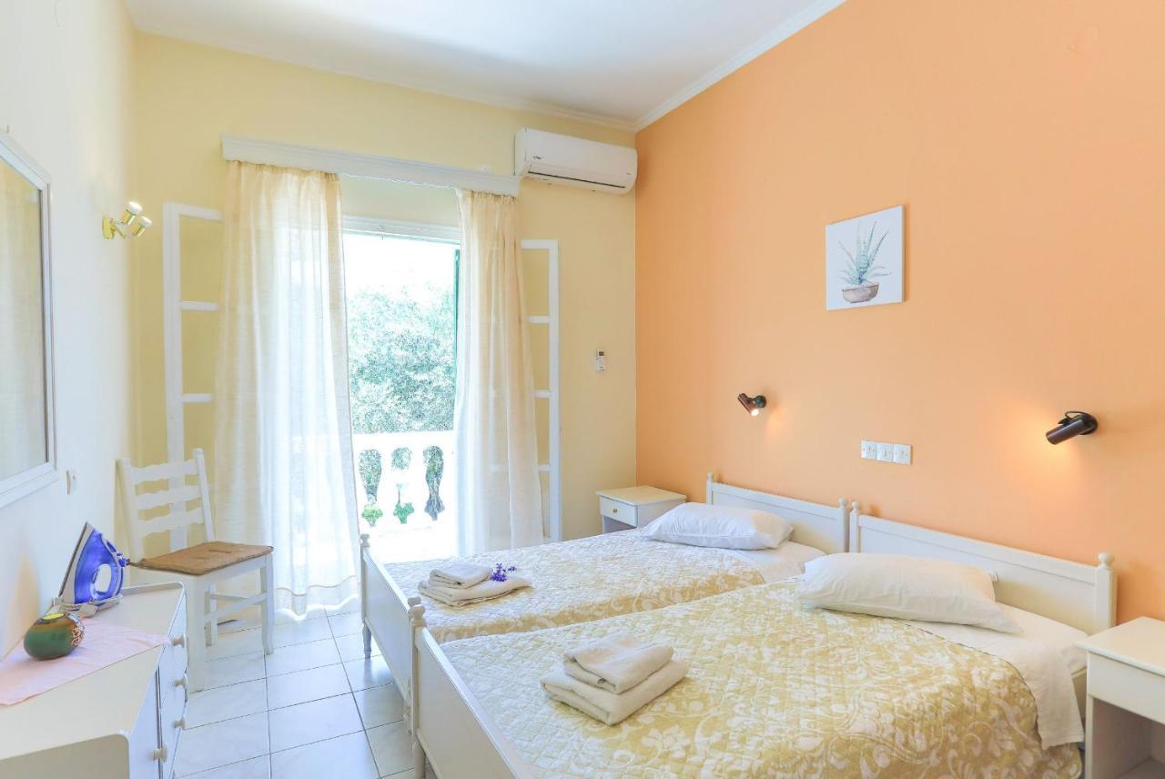 Fran Apartments Agios Spyridon  Bagian luar foto