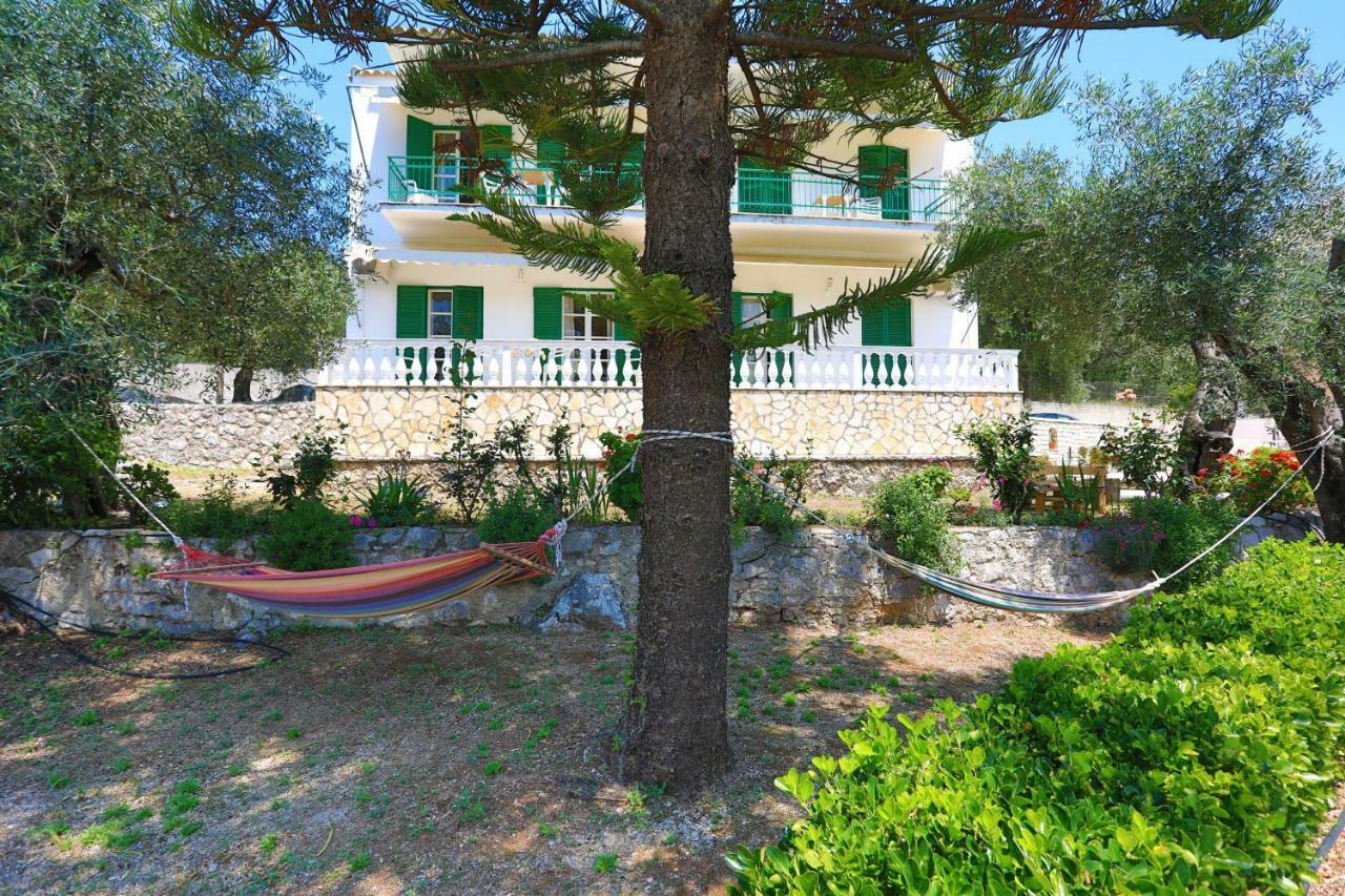 Fran Apartments Agios Spyridon  Bagian luar foto